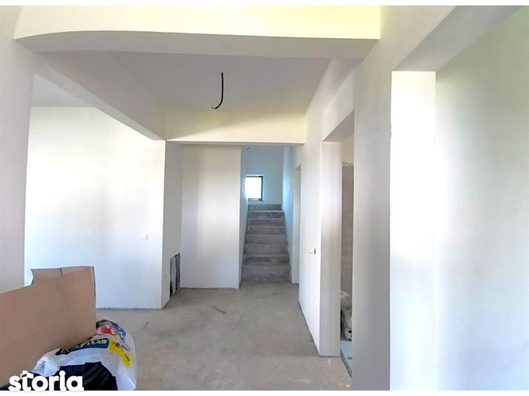 Vila P+E+Pod | 200 MP Utili | ?cheia | Drum Privat - 7