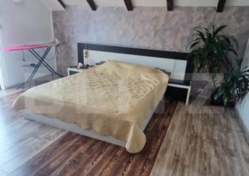 Casa 5 camere, Sacele , panouri solare 6kw, terasa , 835 mp - 16