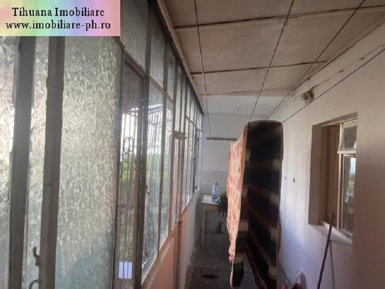 Apartament 3 camere de vanzare : 9 Mai-(Padina) - 9