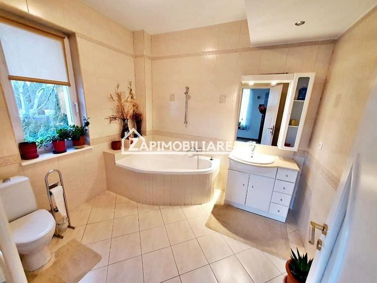 Casa 6 camere, 295 mp.utili, 1.000 mp teren, cartier Unirii - 6