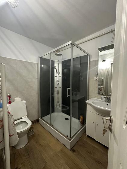 Vind apartament 2camere - 4