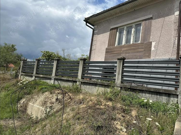 Vand casa taraneasca cu 8000 mp gradina in Salaj - 4