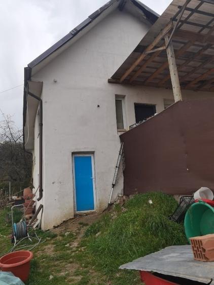 Vând casă în Reșița - 1