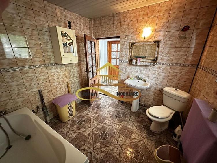 Casă individuală P+M &icirc;n cartierul CFR Bacău 500 mp teren - 21