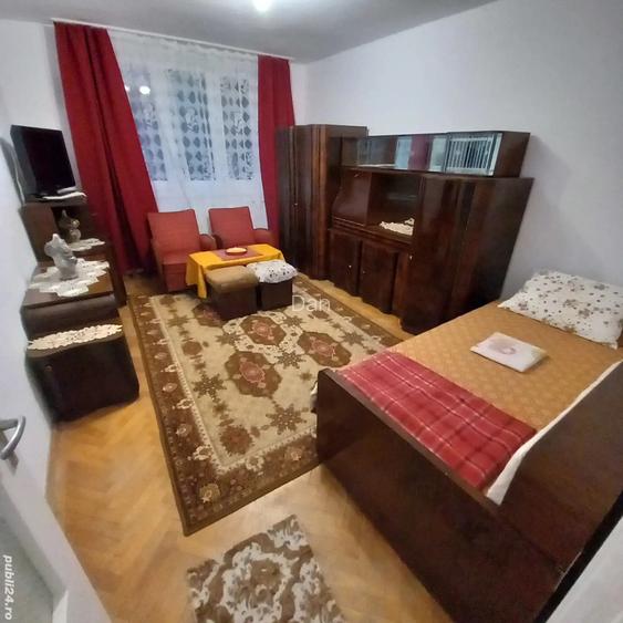 Apartament 2 camere de inchiriat, Rogerius