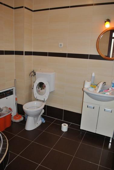 Casa de inchiriat - 8