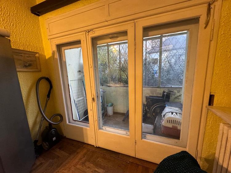 Vanzare apartament patru camere in vila Cotroceni Romniceanu piata metrou - 6