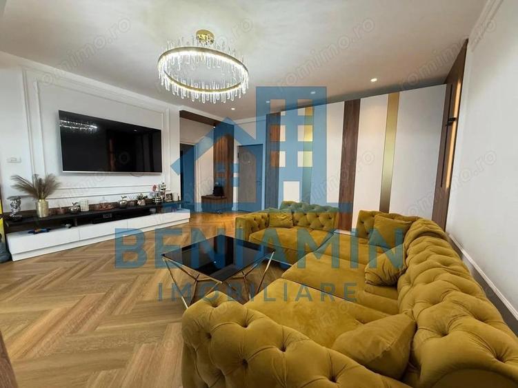 Penthouse cu piscina la etajul 11-Mobilat Lux-344mp-parcare-lift - 1