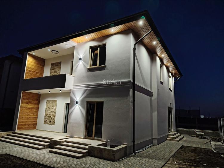 Vila Dobroiesti, 5 camere, 3 bai, Cartier Rezidential, strada Asfaltata