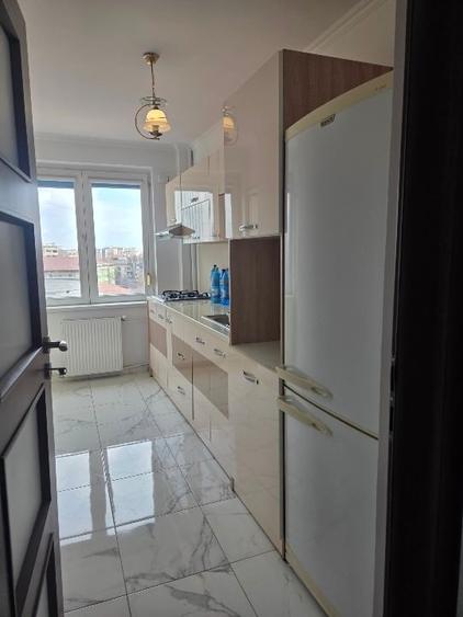 Apartament cu 2 camere circular, mobilat în P-ța Romană