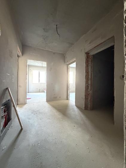 Apartament cu 2 camere decomandat în Giroc