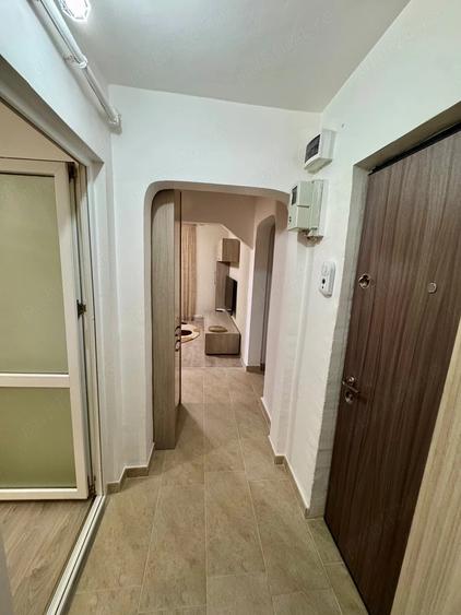Apartament cu 2 camere decomandat în Micro 4