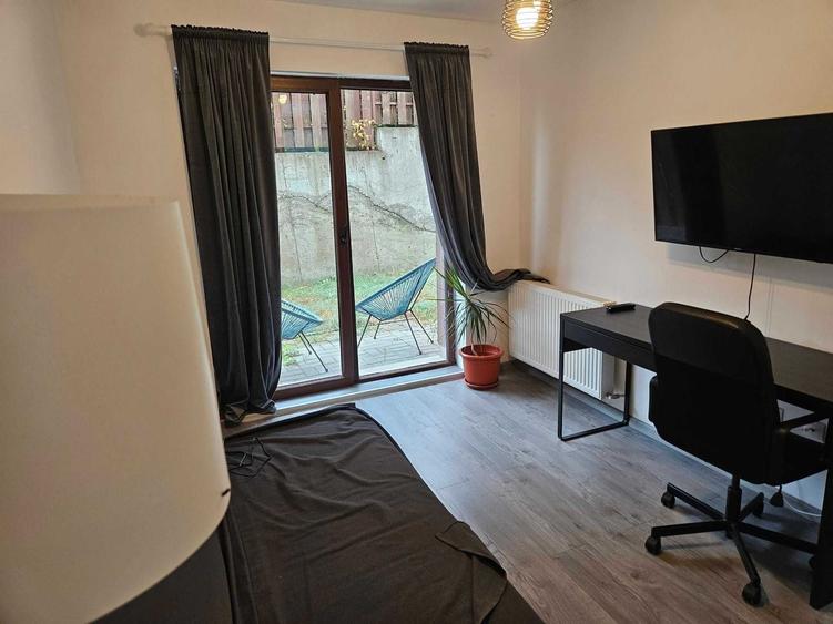 Apartament cu 2 camere decomandat în Zorilor