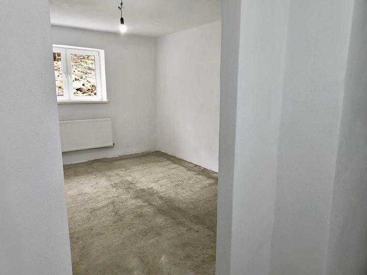 Apartament 3 camere, parter, central, universitate - 2