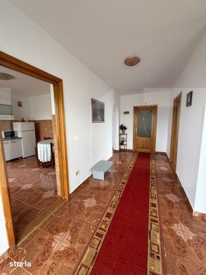Casă cu 4 camere cu Teren 1287 Mp în Curtești