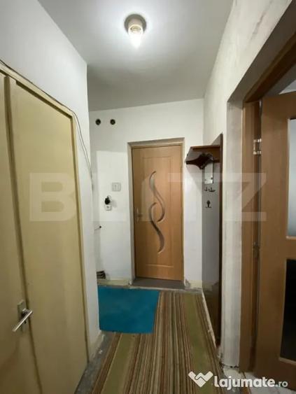 Apartament cu 2 camere semidecomandat în Decebal