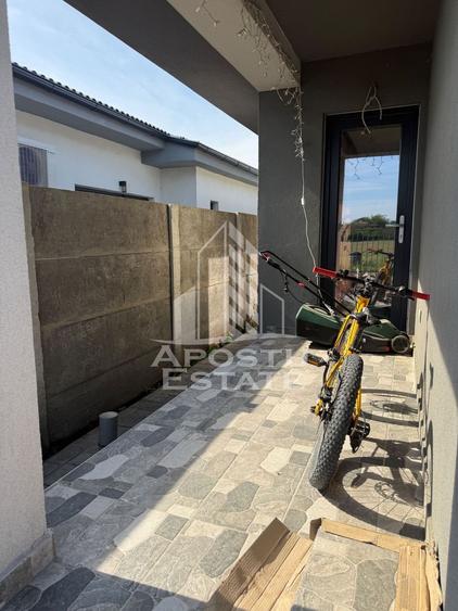 Duplex cu 3 camere cu Canalizare în Moșnița Nouă