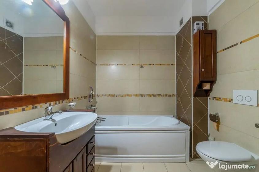 Apartament cu 2 camere decomandat în Găvana