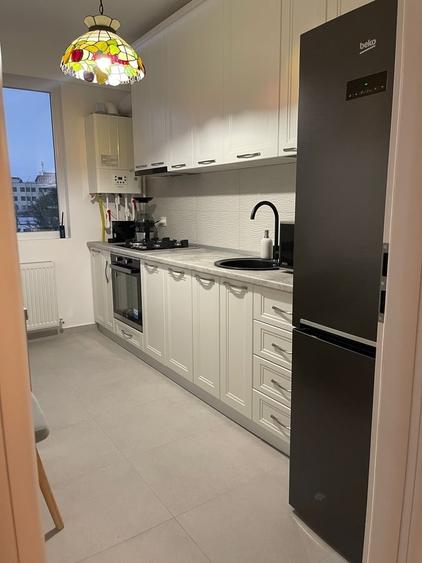 Apartament cu 2 camere decomandat în Obor