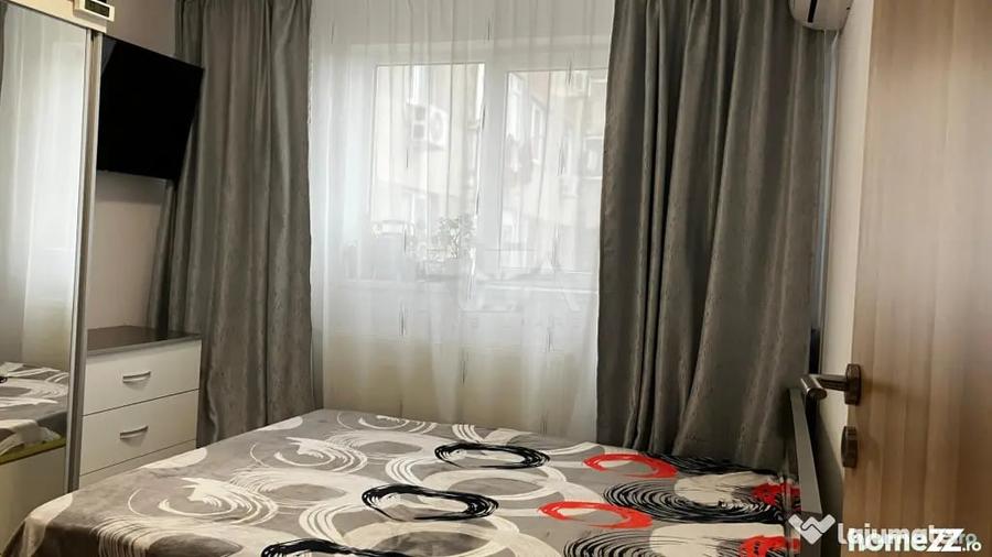 Apartament cu 3 camere decomandat în Crângași