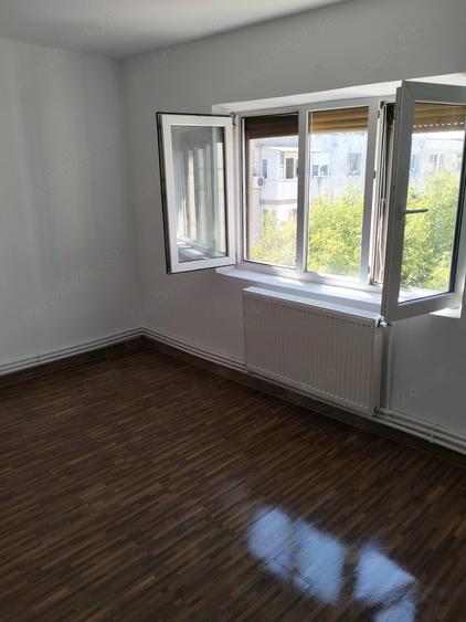 Apartament cu 2 camere semidecomandat în Tineretului