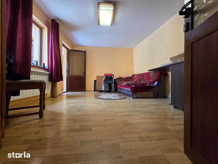 URGENT-Casa in Tulcea IDEALA pentru 2 familii - 8