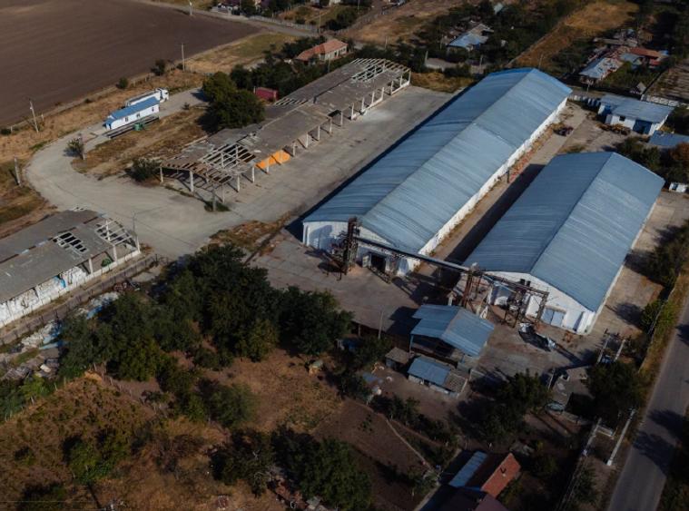 Spațiu industrial, de 33,493 mp, în Zoița
