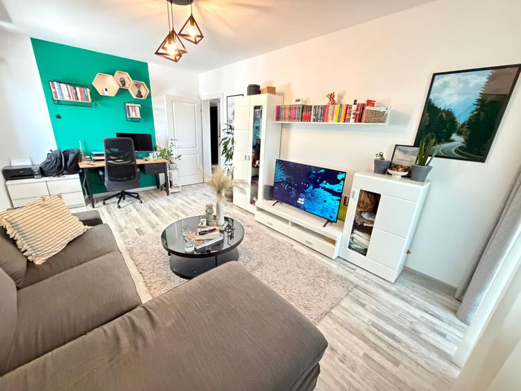 Apartament cu 2 camere decomandat în Cug