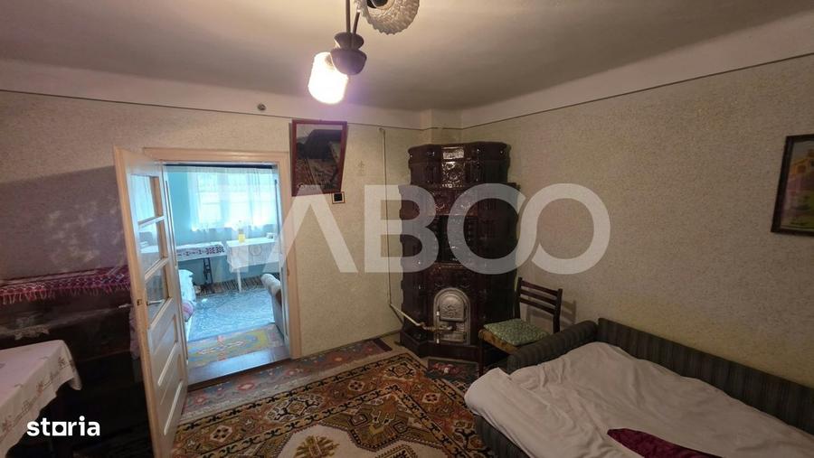 Casă cu 4 camere cu Canalizare în Lancrăm