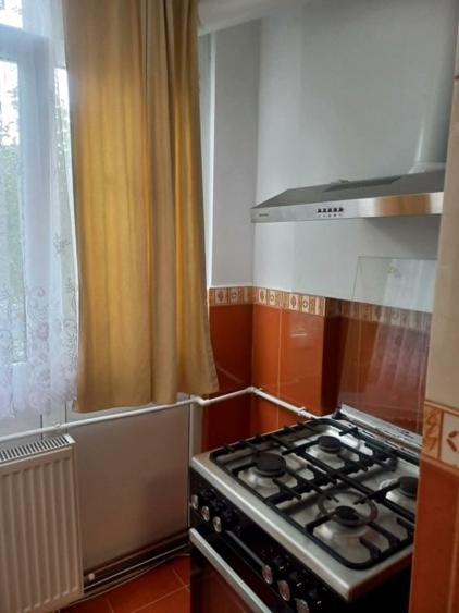 Dacia Scoala George Cosbuc apartament 2 camere decomandat 52 mp cu CT - 6