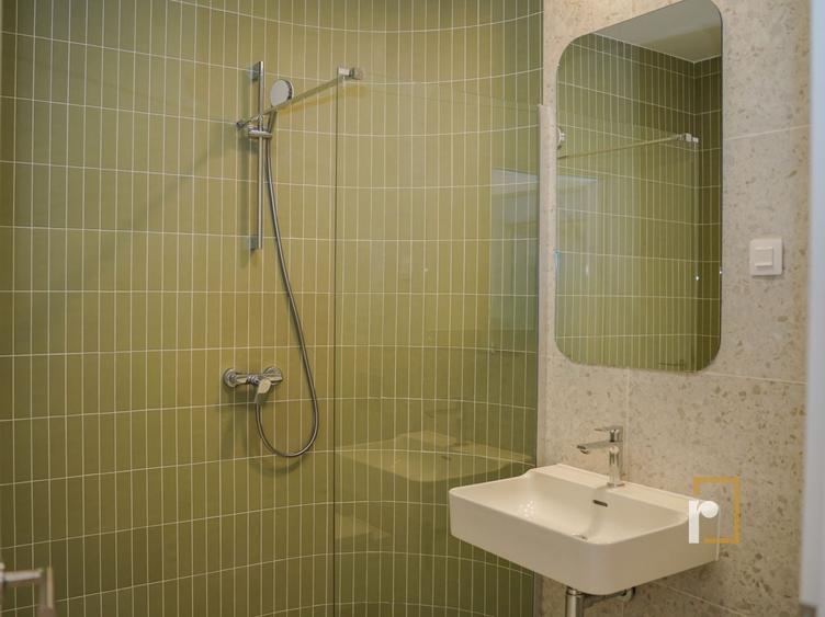 Apartament cu 2 camere semidecomandat, mobilat în Băneasa