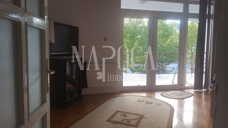 Duplex cu 6 camere cu Canalizare în Bună Ziua