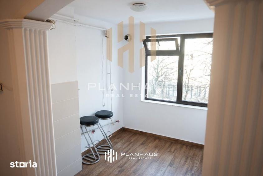 Apartament cu 3 camere decomandat în Republicii