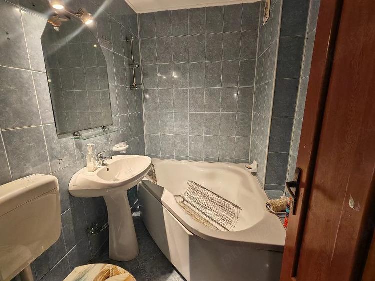 Apartament cu 3 camere semidecomandat în Liviu Rebreanu