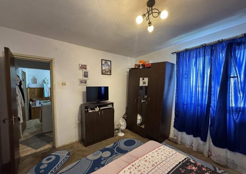 2 cam, 51 mp, etaj 7, fara imbunatatiri, str. Corrnisei - 1