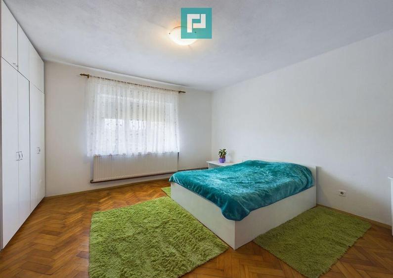 Casa 5 camere, Curtici - 1