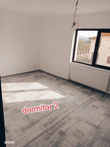 Casă cu 4 camere în Călinești