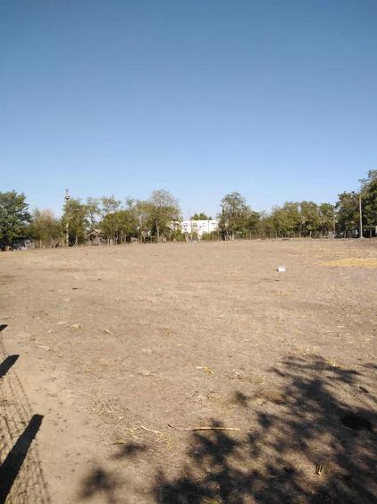 Teren intravilan generos - 1