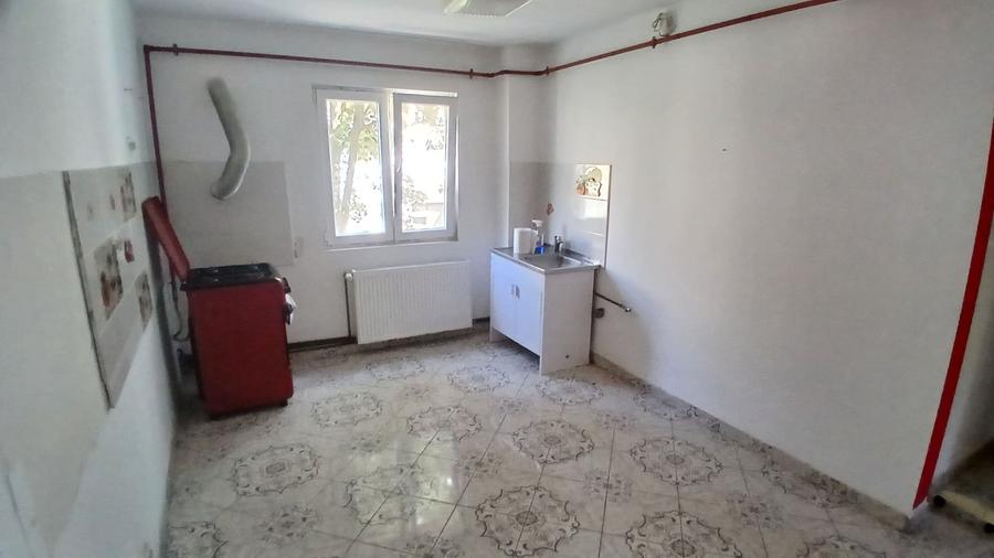 Comision 0 - Apartament 2 camere etaj intermediar - 1