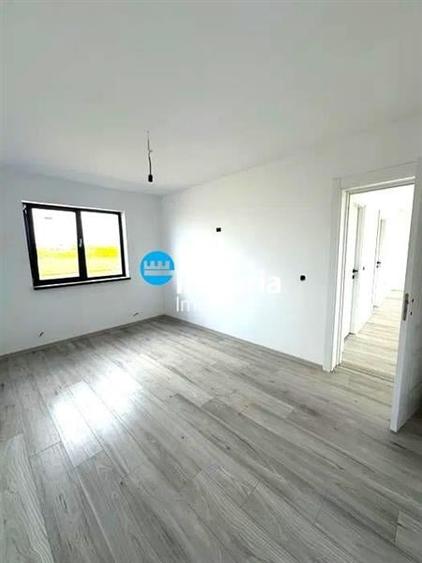 Casa 3 cam,  2 bai, canalizare, 400 teren, Ciurbesti, Miroslava - 5