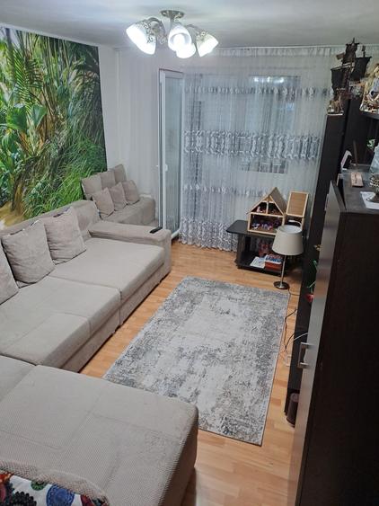 Oportunitate Excelenta! Apartament 2 Camere Decomandat Zona de Top, Langa Mall Plaza si Metrou - 2
