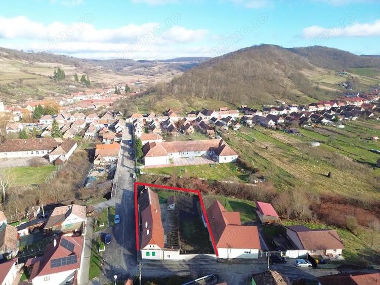 Casa / Vila cu 4 camere de vanzare - 3