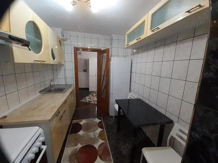 Vanzare Apartament 2 camere cf.1 decomandat,etajul 3, mobilat si utilat, Bulevardul Dorobantilor - 4