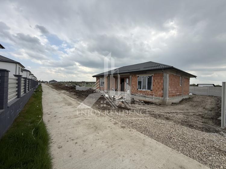 Ansamblu case individuale pe parter 2026 | Curte 400mp | Domnesti - 14