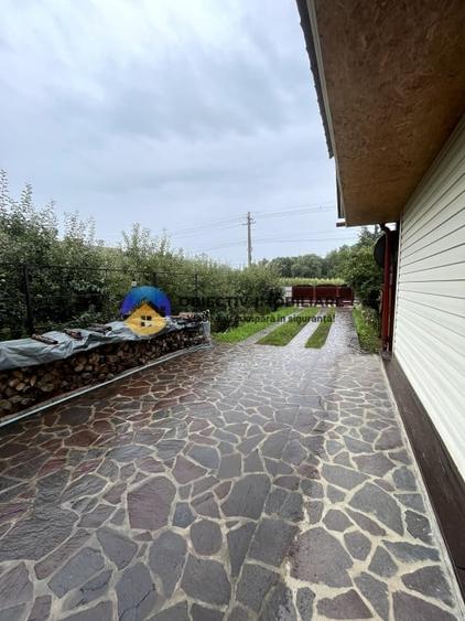 2 case si teren in Agapia - localitatea Sacalusesti - 6