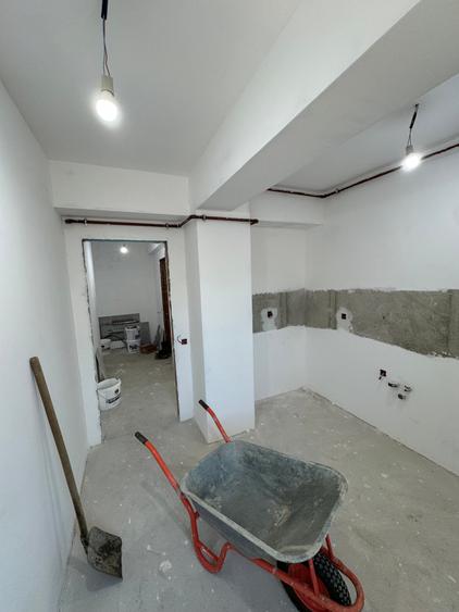 Apartament 3 camere decomandat nou/ metrou 1 Mai - 14