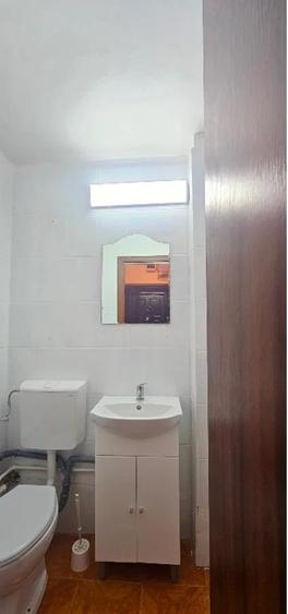 Apartament 3 camere decomandate zona Inel 2 - 8