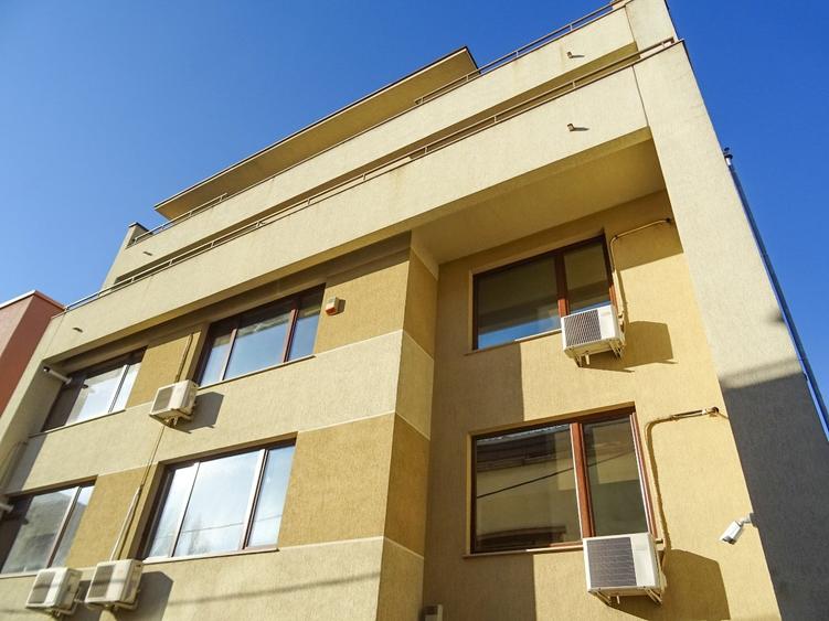 Imobil birouri in zona Dorobanti - 13