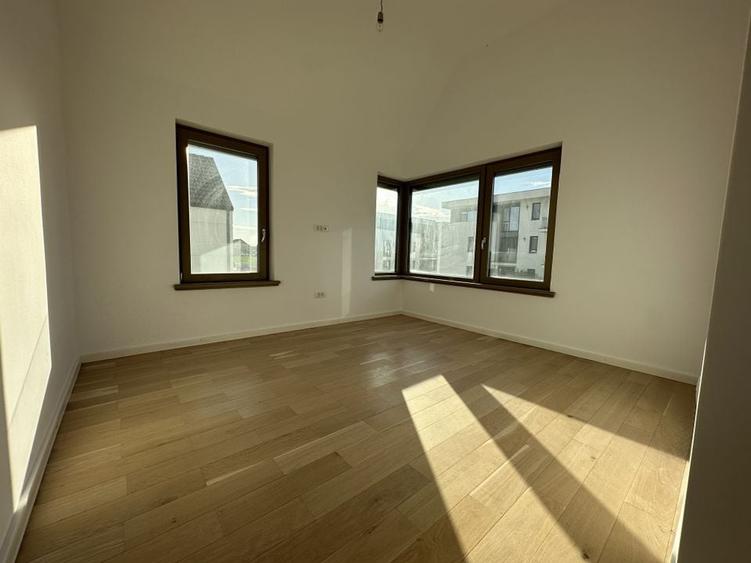 Casa cu 4 camere - Dumbarvita - 8