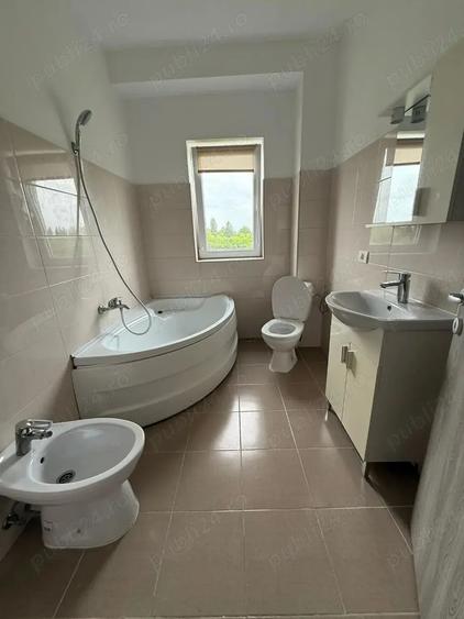 Vand AP 4 camere deosebit. - 3